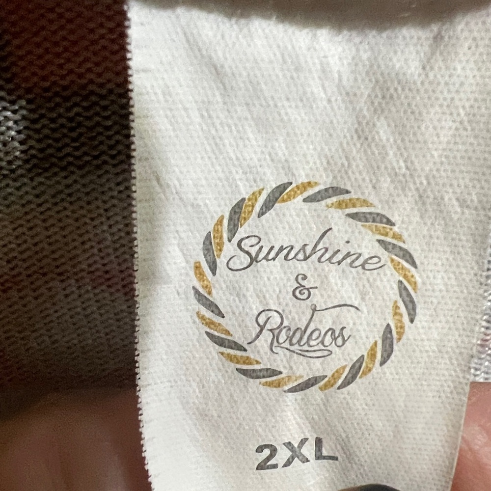 Sunshine and Rodeo 2XL long cardigan. Aztec print. Light weight - Picture 3 of 7